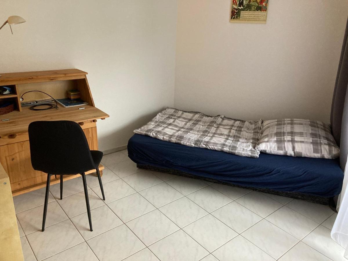 Apartment An Der A8 & Dennoch Stadtnah *